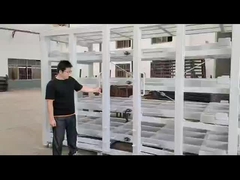 صانع الأوراق يدوياً